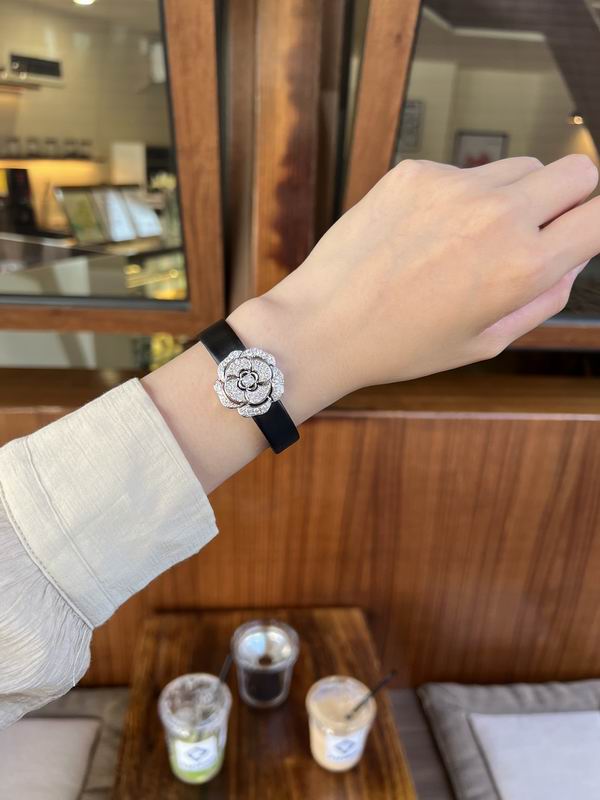 Chanel watch 0926161
